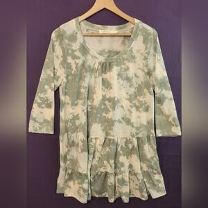 Chic Green and White Mini Dress/ Tunic Top